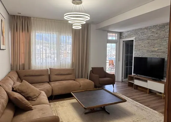 Skyline Retreat Fresku Apartment Tirana