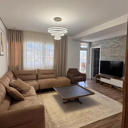 Skyline Retreat Fresku Apartament Tirana