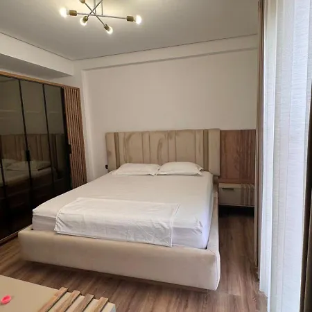 Skyline Retreat Fresku